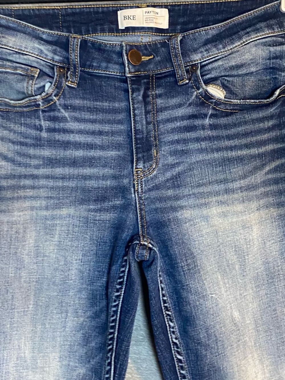 BKE Payton Blue Denim Jeans with Gold Button size